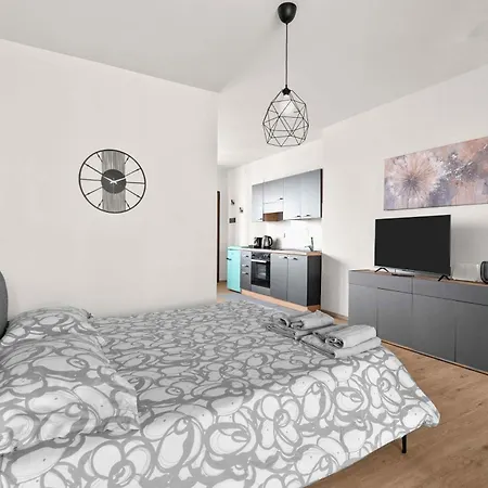 Casatella Rose In Apartment